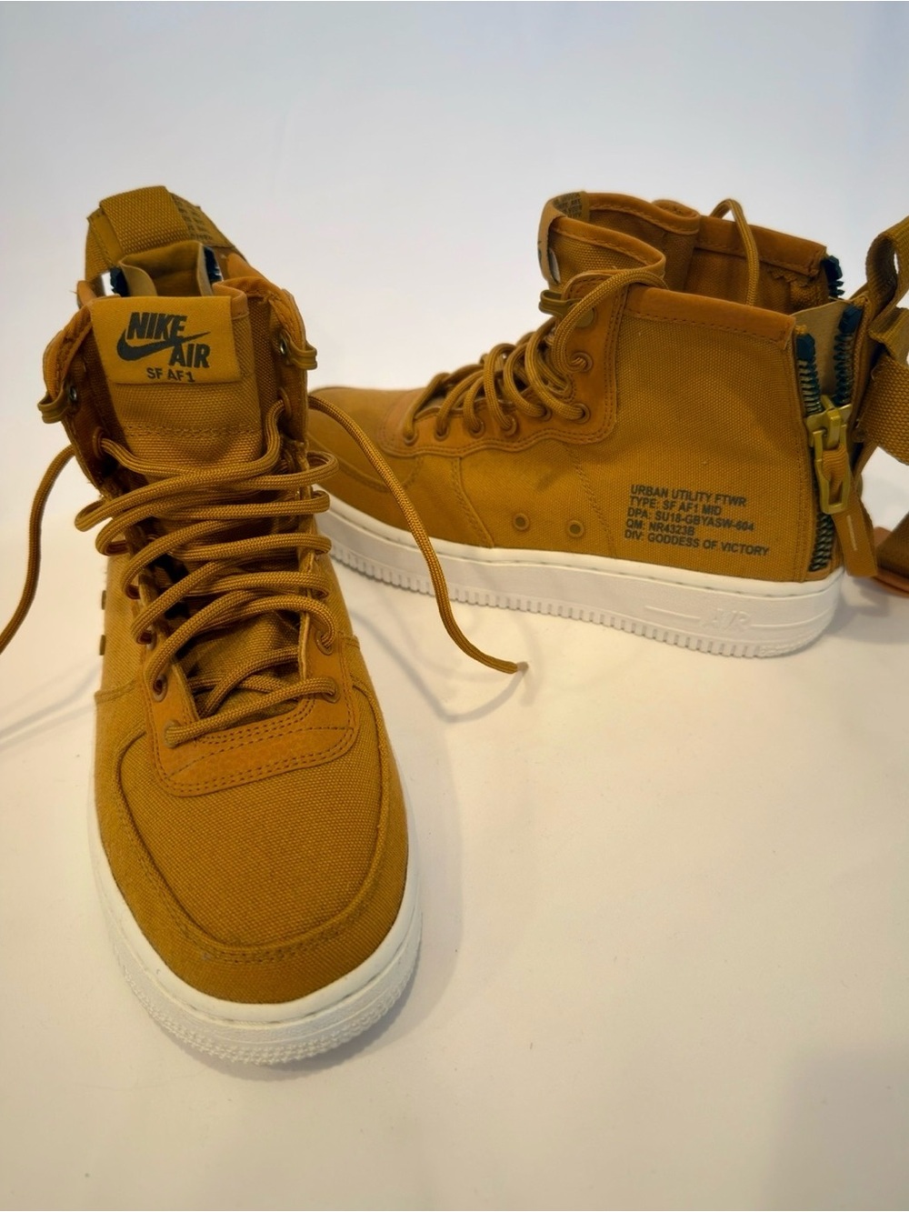 RARE Nike SF Air Force 1 Mid | Golden Caramel | Worn Once